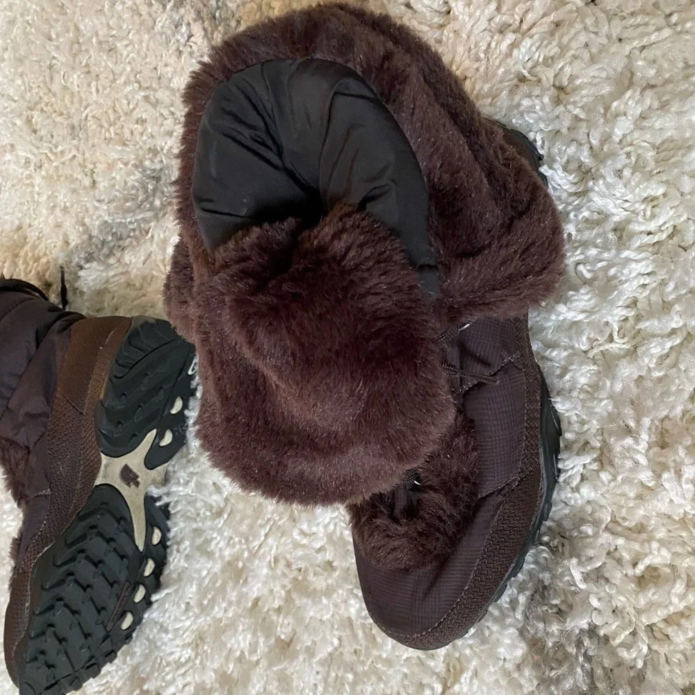 The North Face Women’s Brown Insulated Winter Snow/Rain Boots - Picture 5 of 6